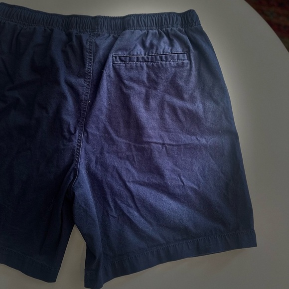 Old Navy Navy Blue Jogger Built-In Flex Shorts - Picture 7 of 7